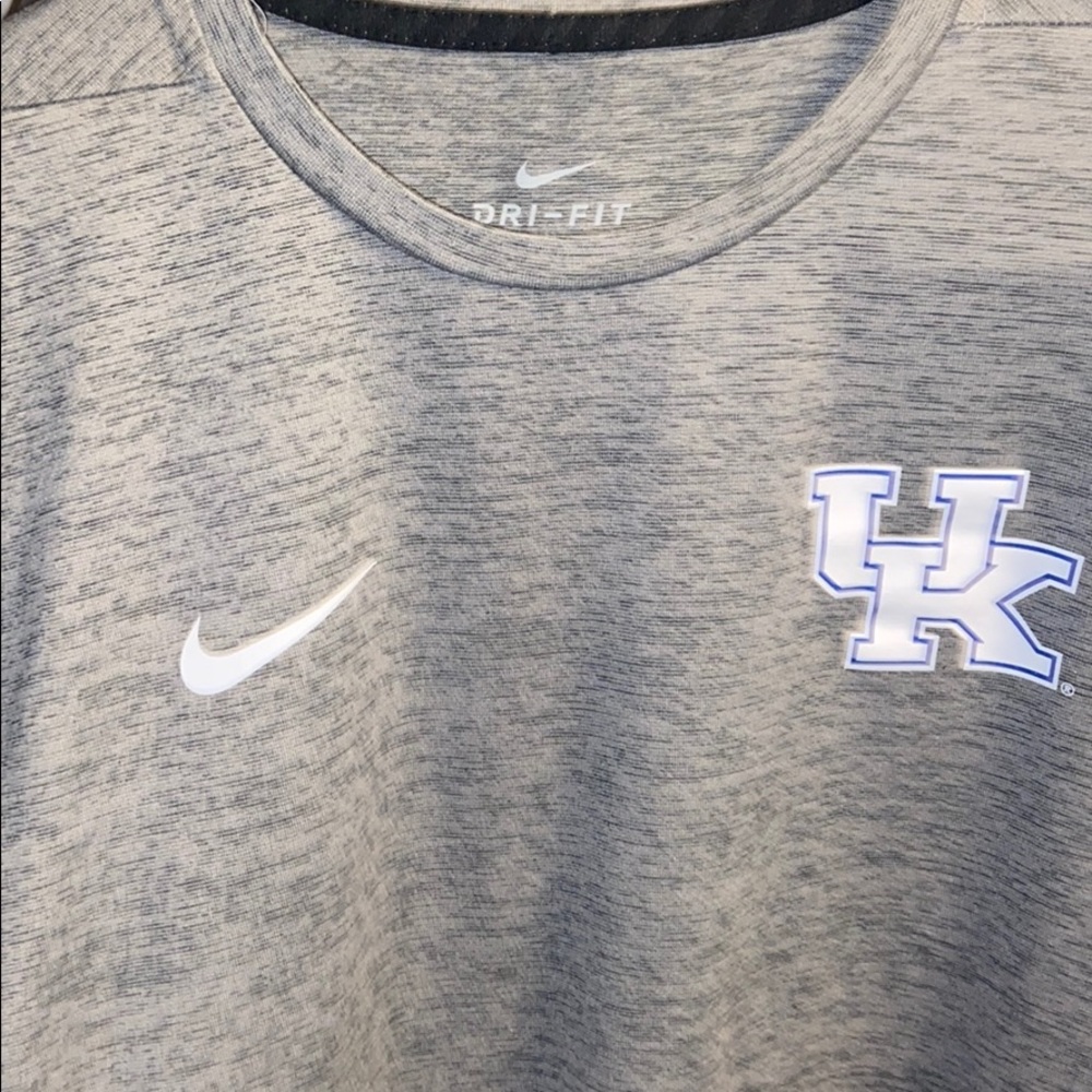 University of Kentucky nike shirt